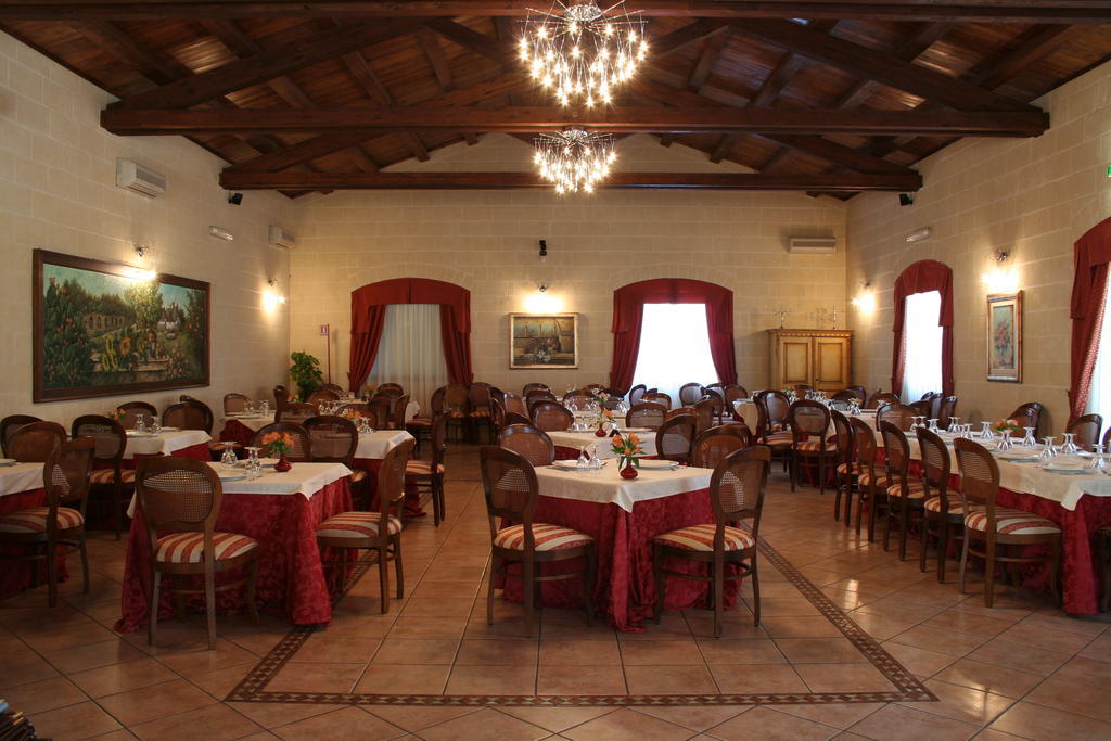 Agriturismo Antico Leccio Hotel Gioia Del Colle Eksteriør billede