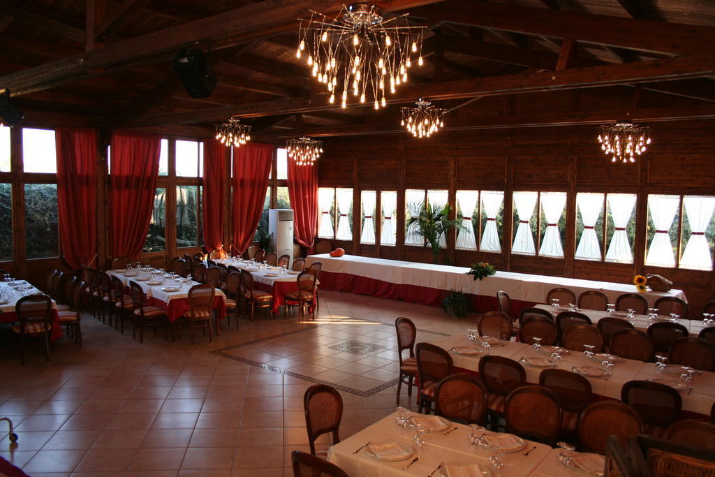 Agriturismo Antico Leccio Hotel Gioia Del Colle Eksteriør billede